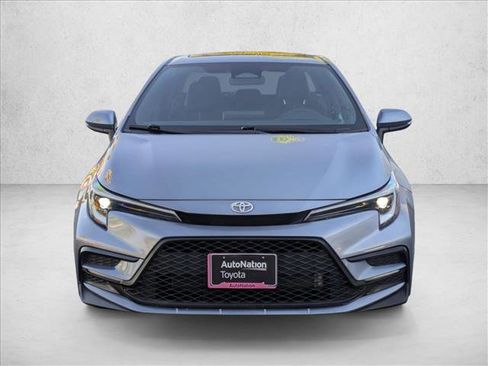 Used 2023 Toyota Corolla SE image 2