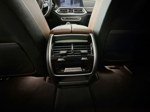 Used 2020 BMW X5 xDrive40i w/ Convenience Package image 26