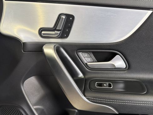 Certified 2025 Mercedes-Benz CLA 250 4MATIC image 17