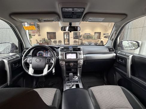 Used 2019 Toyota 4Runner SR5 AWD/4WD image 37
