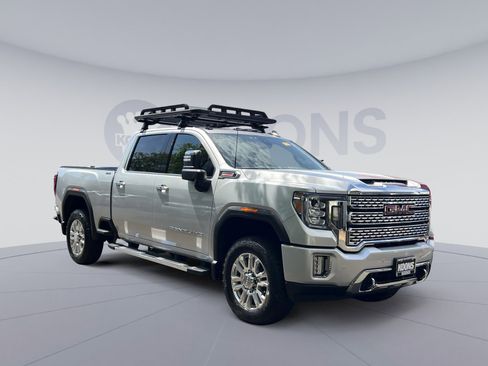 Used 2020 GMC Sierra 2500 Denali AWD/4WD image 1