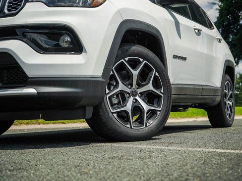 New 2026 Jeep Compass Limited image 5