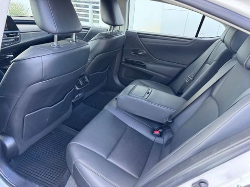 Used 2022 Lexus ES 350 w/ Premium Package FWD image 33