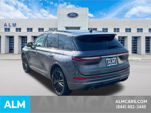 Used 2025 Lincoln Corsair Reserve w/ Equipment Group 202A AWD/4WD image 8