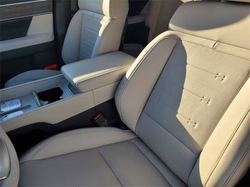 New 2026 Hyundai Santa Fe Limited image 12