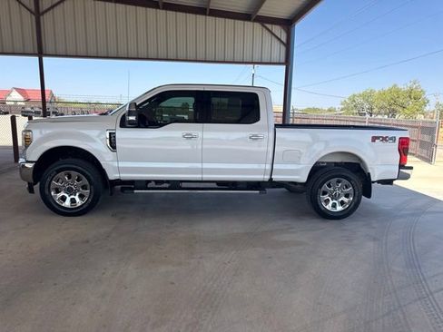 Used 2019 Ford F250 Lariat w/ Chrome Package AWD/4WD image 4