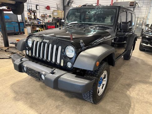 Used 2017 Jeep Wrangler Unlimited Sport AWD/4WD image 28