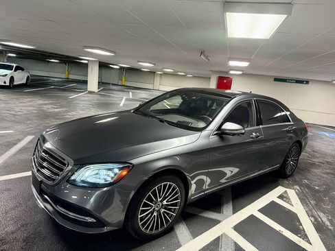 Used 2020 Mercedes-Benz S 560 4MATIC Sedan image 3