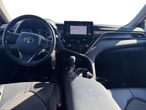 Certified 2022 Toyota Camry SE FWD image 14