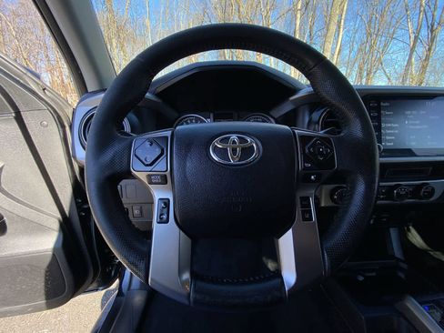 Used 2021 Toyota Tacoma SR5 image 29
