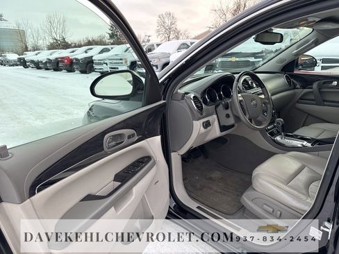 Used 2017 Buick Enclave Premium image 15