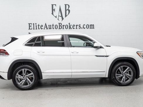 Used 2024 Volkswagen Atlas Cross Sport SEL R-Line AWD/4WD image 5