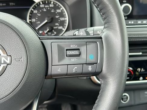 Certified 2023 Nissan Rogue SV w/ SV Premium B Package AWD/4WD image 14