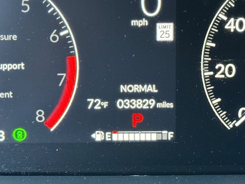 Used 2023 Honda Pilot EX-L image 19