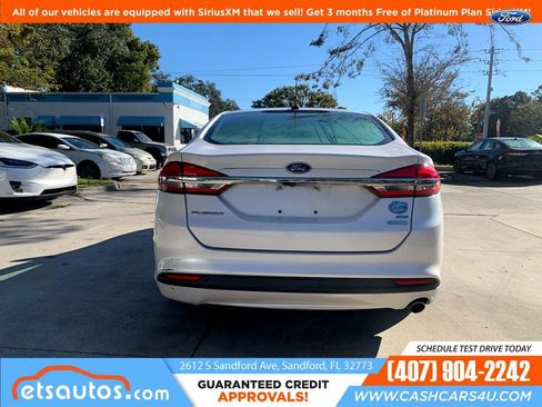 Used 2017 Ford Fusion SE image 5
