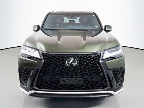 Used 2023 Lexus LX 600 F Sport w/ Accessory Package (Z1) image 2