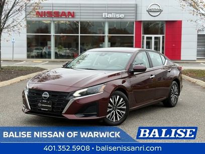 Used 2023 Nissan Altima 2.5 SV w/ SV Premium Package