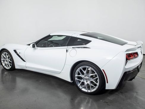 Used 2017 Chevrolet Corvette Stingray Coupe RWD image 10