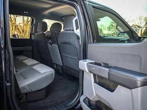 Used 2021 Ford F150 XLT image 14