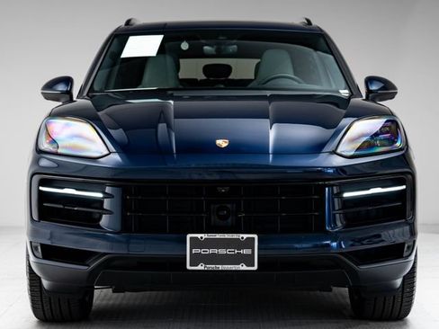 Certified 2026 Porsche Cayenne AWD/4WD image 34