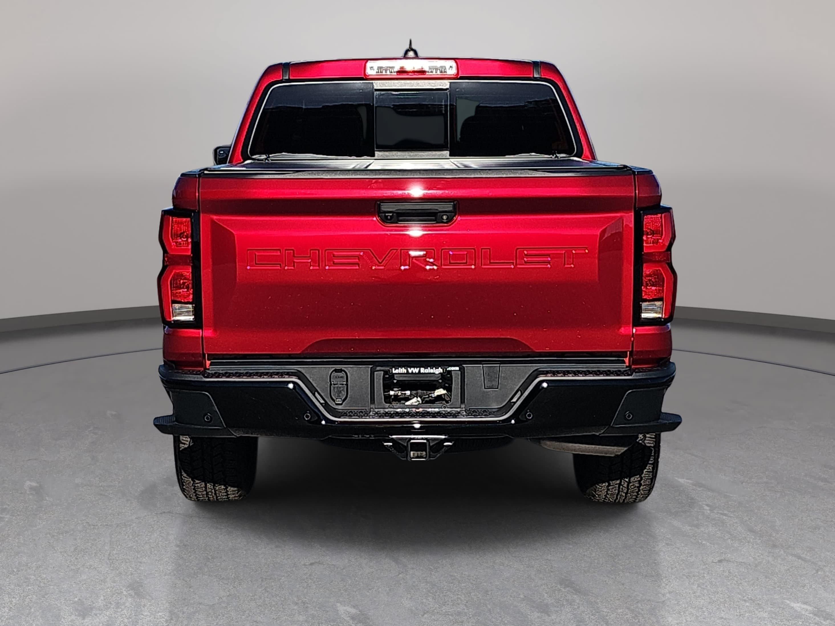 Used 2026 Chevrolet Colorado Z71 w/ Technology Package AWD/4WD image 6