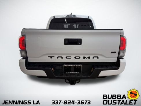 Used 2023 Toyota Tacoma TRD Sport image 4