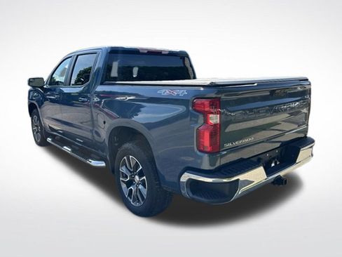 Used 2024 Chevrolet Silverado 1500 LT AWD/4WD image 3