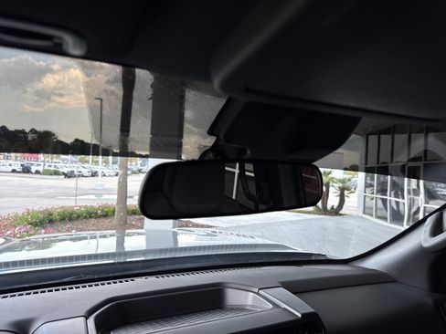 Used 2025 Nissan Frontier PRO-4X w/ Interior Protection Package AWD/4WD image 25
