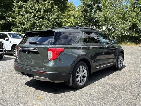 Used 2023 Ford Explorer XLT w/ Equipment Group 202A AWD/4WD image 7