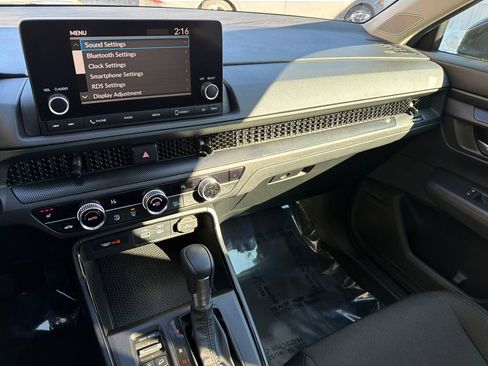 Certified 2023 Honda CR-V EX image 24