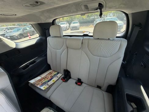 Used 2024 Hyundai Palisade Calligraphy AWD/4WD image 5