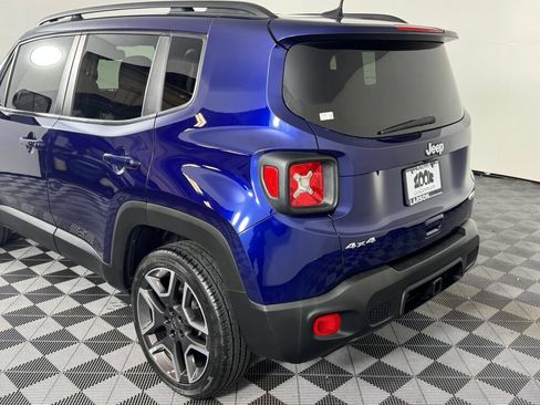 Used 2020 Jeep Renegade Latitude w/ Cold Weather Group AWD/4WD image 12