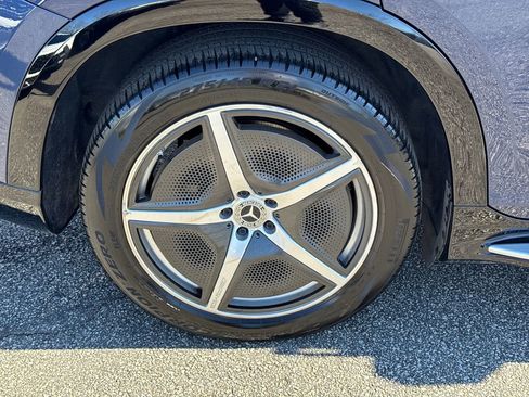 Used 2023 Mercedes-Benz EQS 580 4MATIC SUV image 17