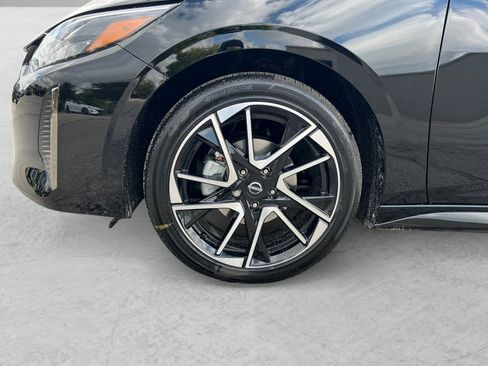 New 2025 Nissan Sentra SR w/ SR Premium Package image 23