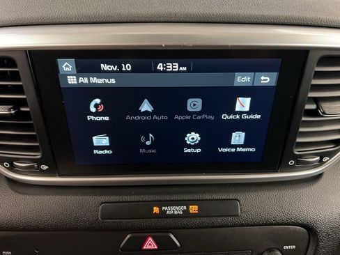 Used 2021 Kia Sportage LX image 9