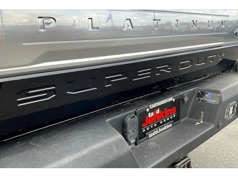 Used 2019 Ford F350 Platinum w/ Platinum Ultimate Package image 31