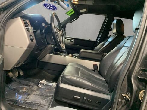 Used 2017 Ford Expedition Limited AWD/4WD image 10