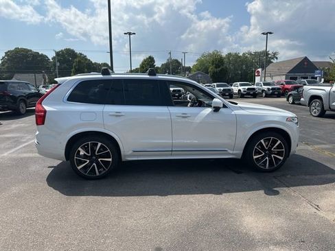 Used 2023 Volvo XC90 B5 Plus w/ Protection Package Premier image 7