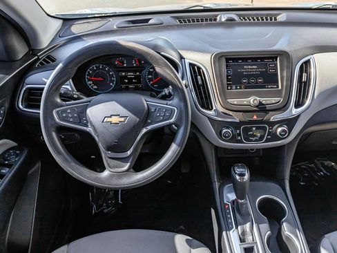 Used 2020 Chevrolet Equinox LS FWD image 11
