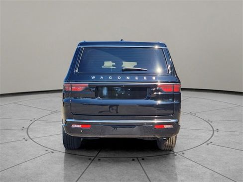 Certified 2024 Jeep Wagoneer L 4WD w/ Rear Seat Video Group 1 image 11