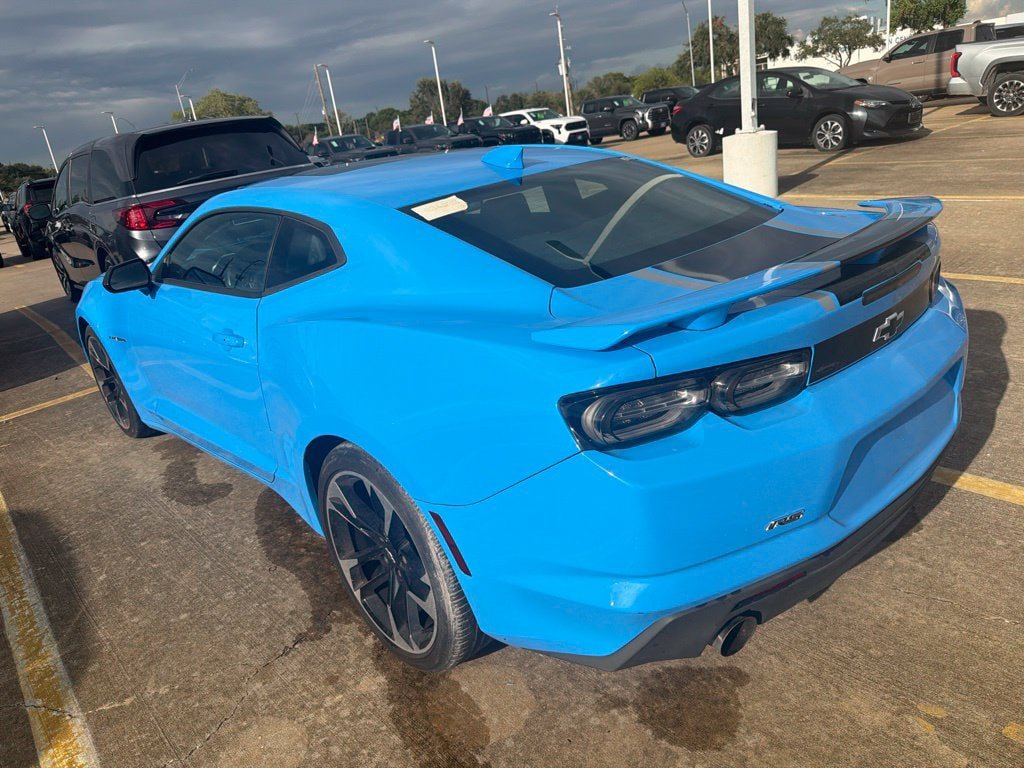 Used 2023 Chevrolet Camaro LT RWD image 3
