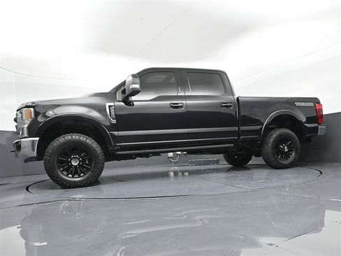 Certified 2021 Ford F250 Lariat w/ Tremor Off-Road Package AWD/4WD image 36