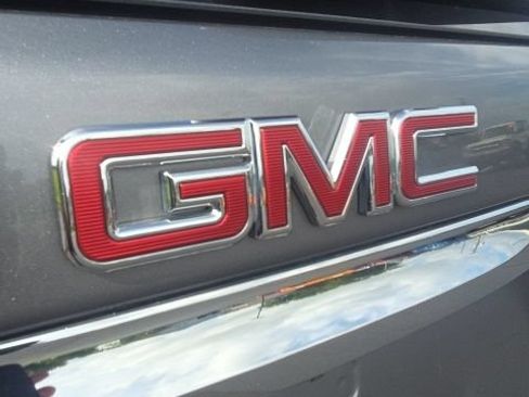 Used 2020 GMC Terrain Denali w/ LPO, Floor Liner Package AWD/4WD image 29