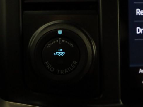 Used 2025 Ford F450 King Ranch w/ FX4 Off-Road Package image 40