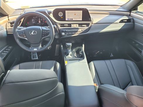 Used 2024 Lexus ES 350 F Sport image 10
