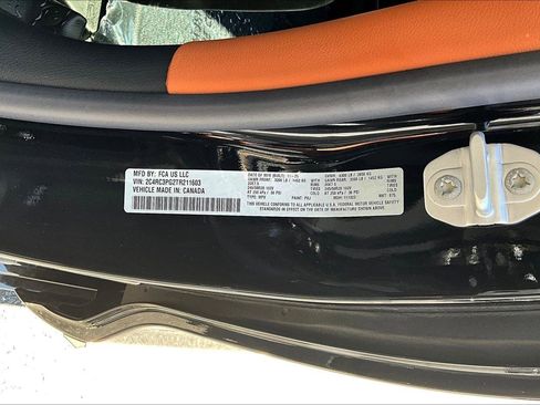 New 2026 Chrysler Pacifica Pinnacle AWD/4WD image 13