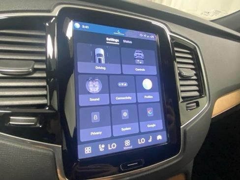 Certified 2024 Volvo XC90 B6 Plus w/ Protection Package Premier AWD/4WD image 22