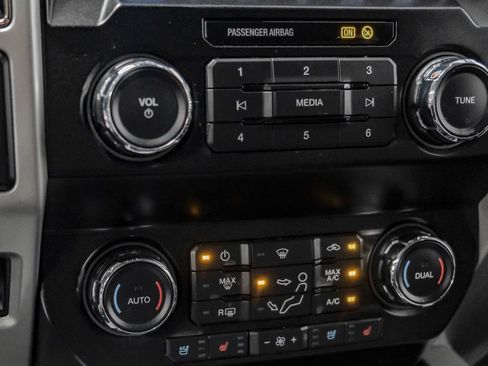 Used 2019 Ford F250 Lariat w/ Lariat Value Package AWD/4WD image 27
