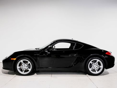 Used 2012 Porsche Cayman image 7