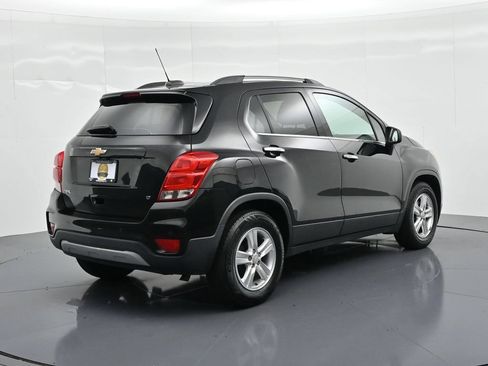 Used 2017 Chevrolet Trax LT w/ Driver Confidence Package FWD image 6
